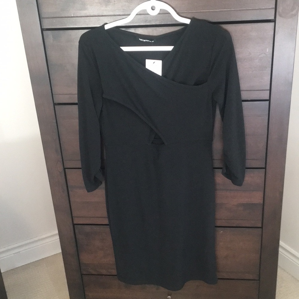 NWT “Enjoy Life Together" Dress - Size M - Black - Stretchy and Stylish!